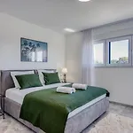Villa Victoria