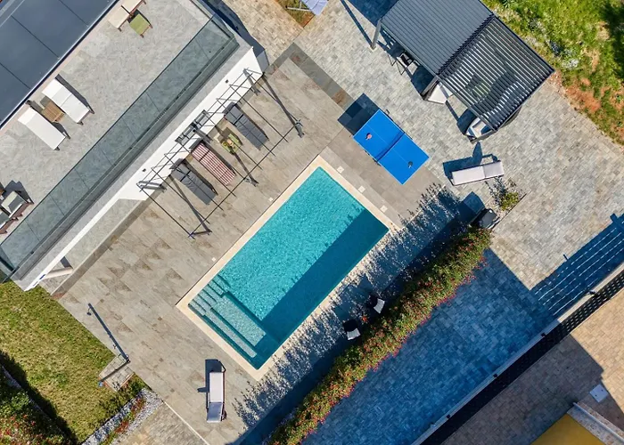 Victoria Villa
